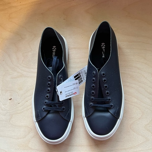 ⚡️ Superga navy leather sneakers ⚡️MOVING SALE ⚡️ - Picture 3 of 10